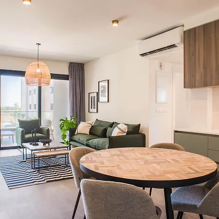 Sunset Gardens I Apartment *